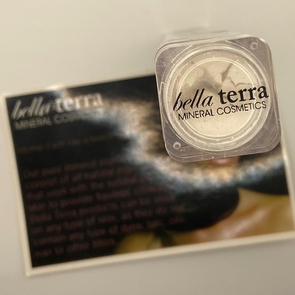 Bella Terra Mineral Cosmetics - Picture 8 of 8